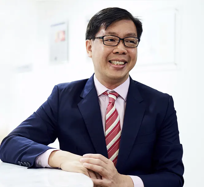 Dr Victor Lee image